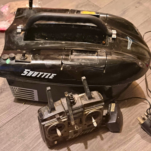 Shuttle black fishing - shuttle,