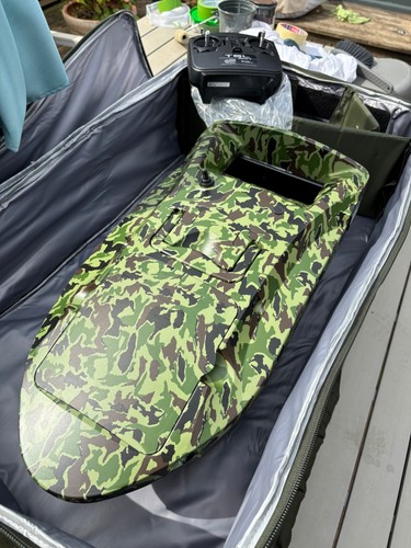 Lake reaper camo - bait, boat